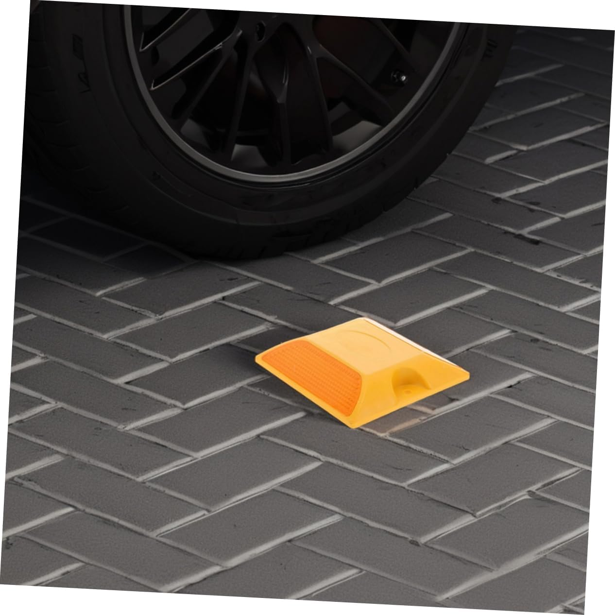 Abaodam 2Pcs Double-Sided Reflective Pavement Road Studs High Visibility Street Reflectors for Night Safety Traffic Markers Plastic Yellow Road Studs image number 6