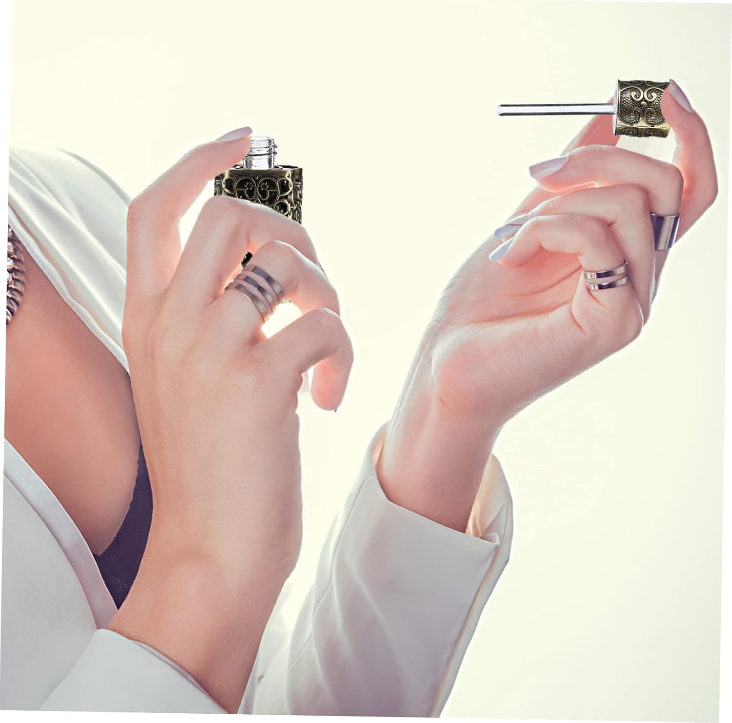 3Pcs Hollow Engraved Essential Oil Spray Bottle Leak Vintage Design for Travel Camping Crafting for Aromatherapy Perfumes and Projects image number 1