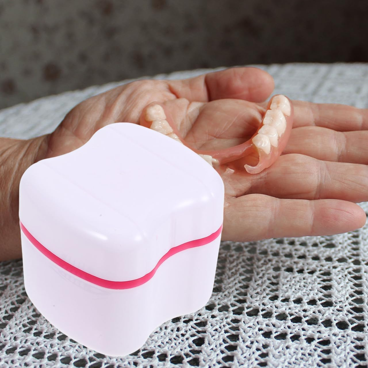 Retainer Storage Box with Denture Cleaning Brush, Portable Retainer Cleaning Kit Integrated Toothbrush Travel-Friendly Bath Cup for False Teeth Care and Storage image number 2