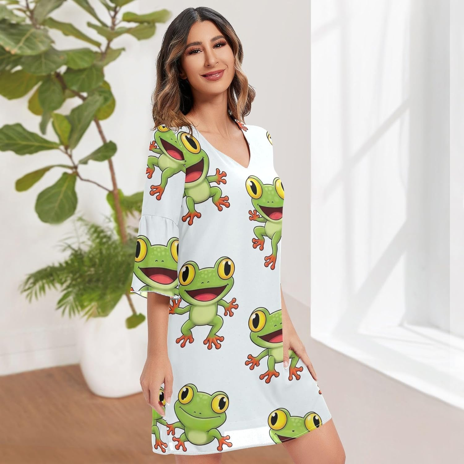 Cute Frogs White Chiffon Dress Printed Line Maternity Dress image number 4