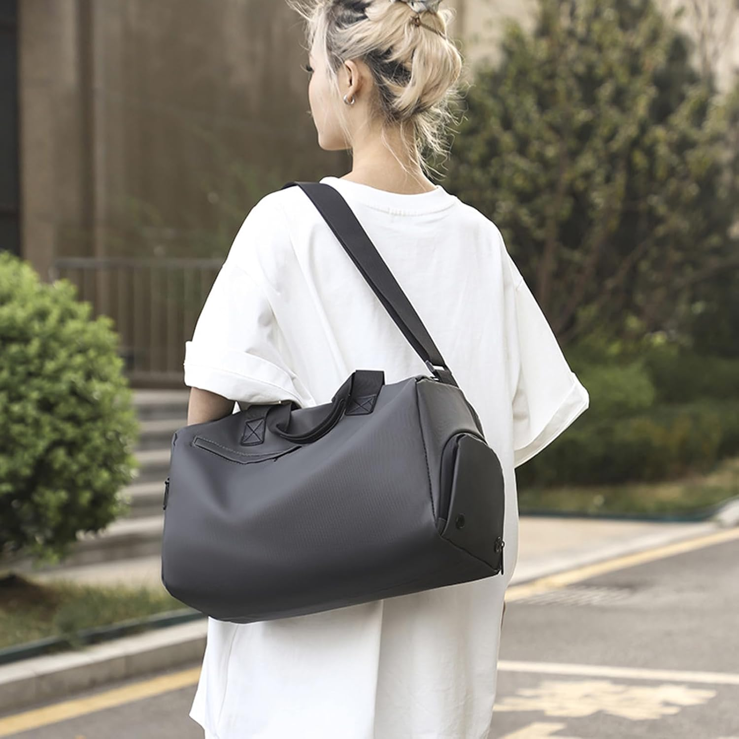 Sports and Fitness Bag, Black, Waterproof, 39X22X19Cm, with Independent Shoe Compartment, Dry and Wet Separation, Suitable for Fitness, Travel, Yoga image number 5