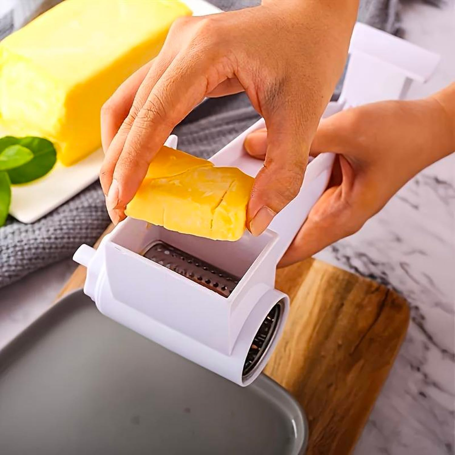 Avilia Hand Crank Grater for Cheese, Chocolate and Vegetables - Kitchen Gadget, Durable Plastic Frame, Stainless Steel Blade, Dishwasher Safe, Ambidextrous, 17 X 13 X 9 Cm image number 2