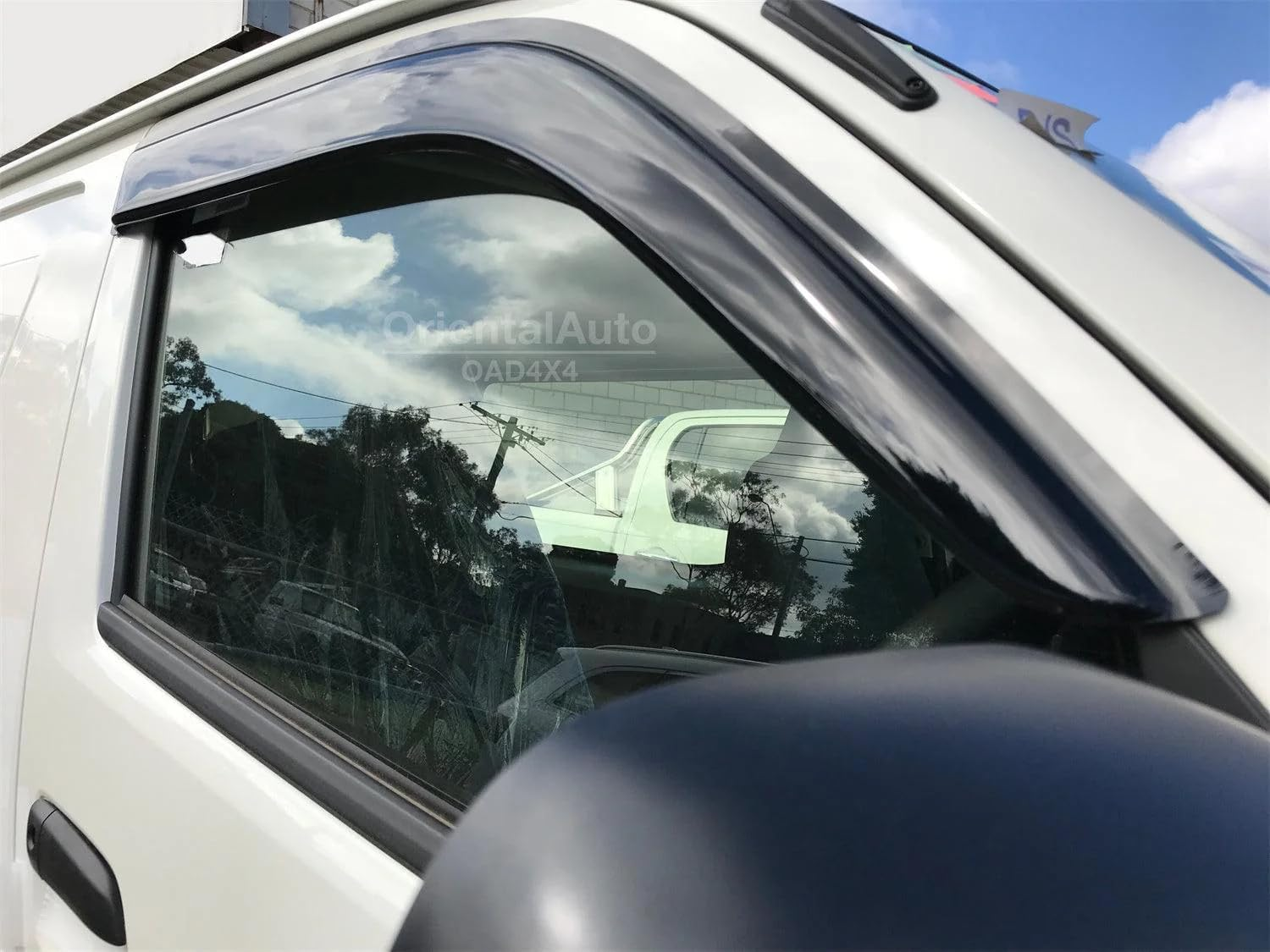OAD4X4 Weathershields Compatible with Toyota Hiace 2005-2019, Injection Weather Shields Window Visors Wind Deflectors Sun Rain Guard 2PCS Set image number 1