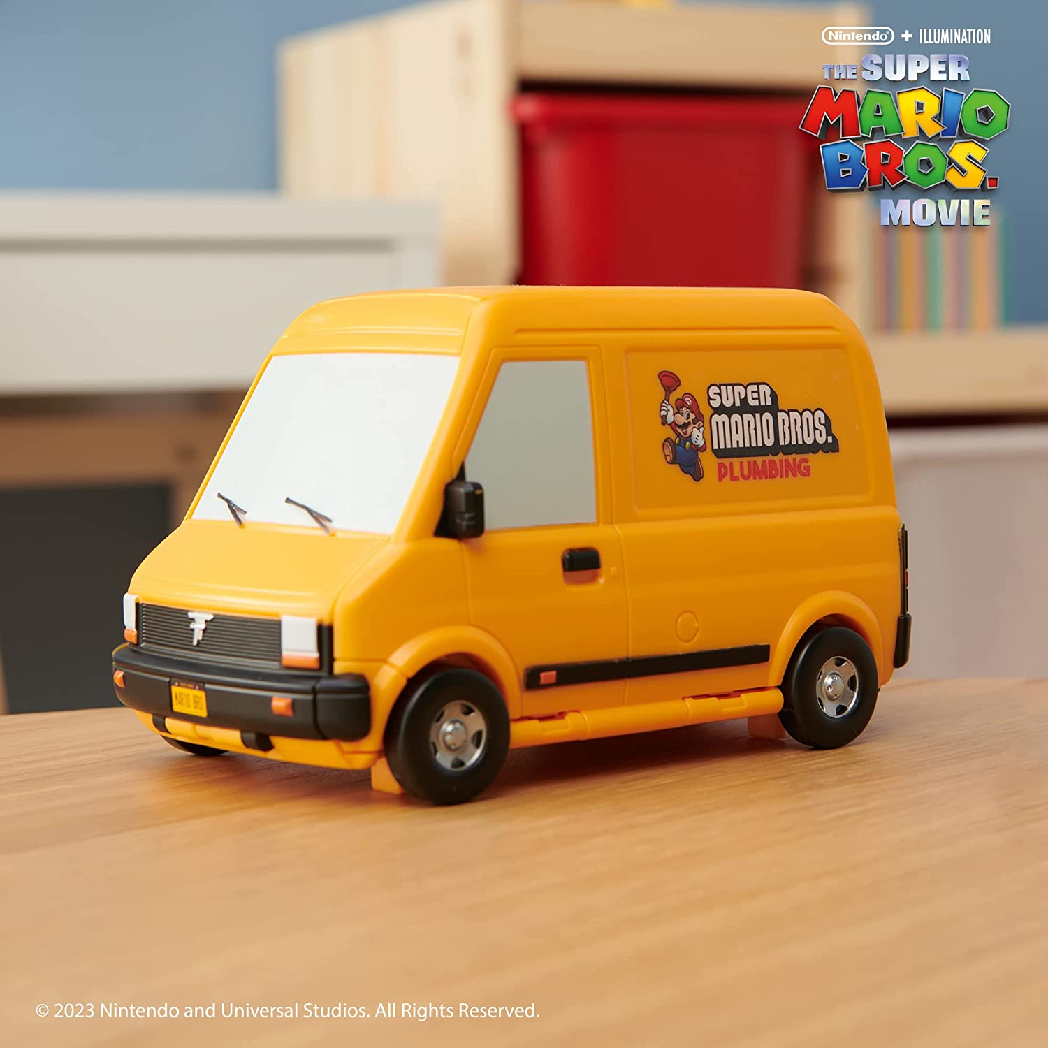 Super Mario Movie Mini World Van Playset, Yellow image number 1