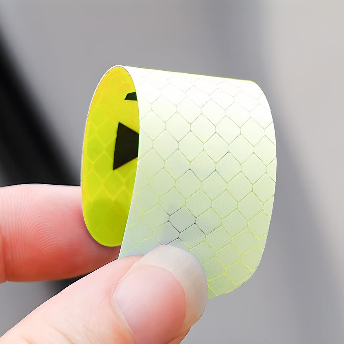 4PCS Reflective Open Warning Stickers for Car Door, Night Visibility Auto Safety Prompt Decals, 3.6 Inch Anti-Collision Protective Strip Tape, Car Accessories Universal for Truck, SUV, Van (Green) image number 1