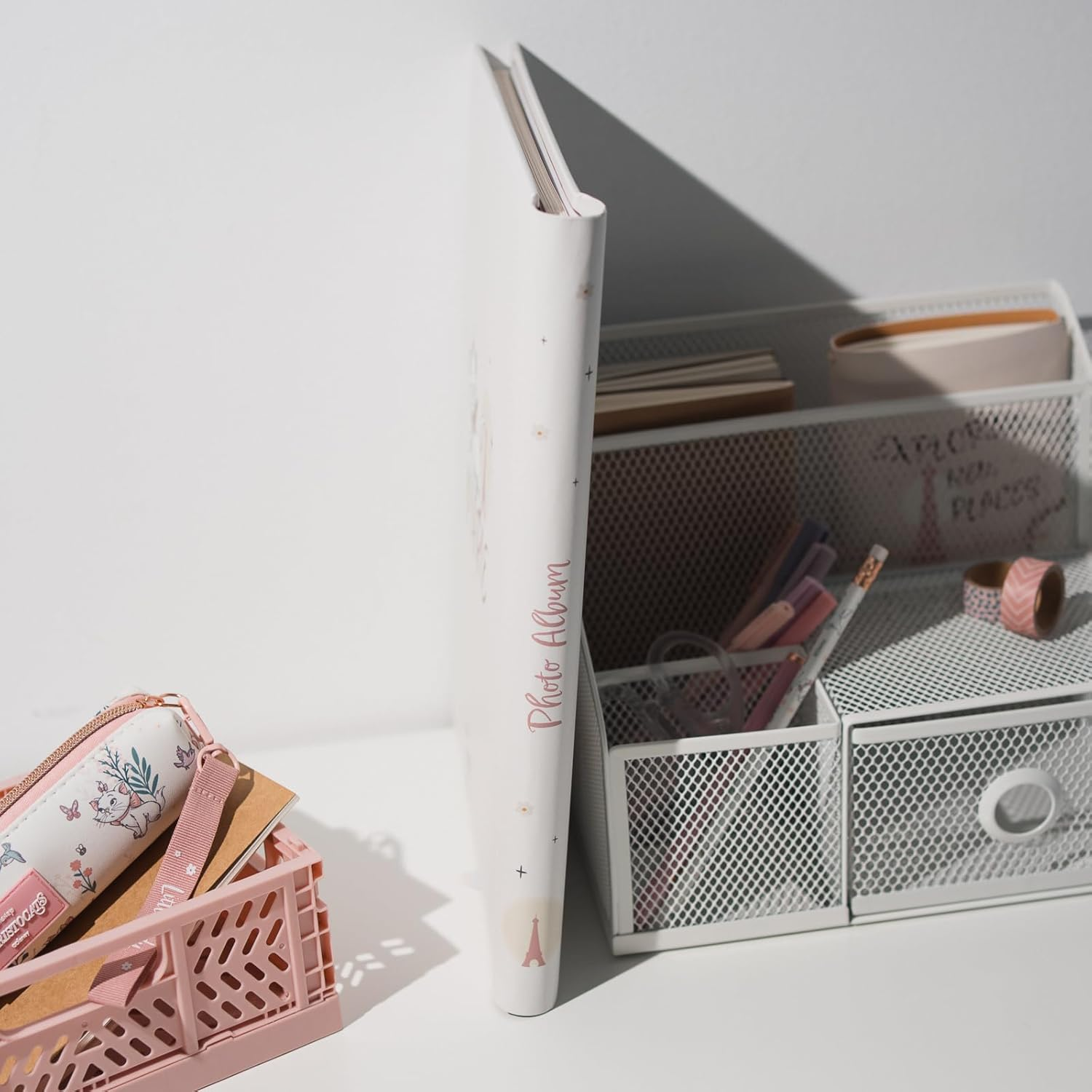 Grupo Erik Photo Album Self Adhesive Disney the Aristocats | 9X12 Inches - 24X32 Cm, 15 Double Sided Pages, Polaroid Photo Album, Scrapbook, Memory Book, Travel Gift Ideas, Disney Gifts for Cat Lovers image number 3