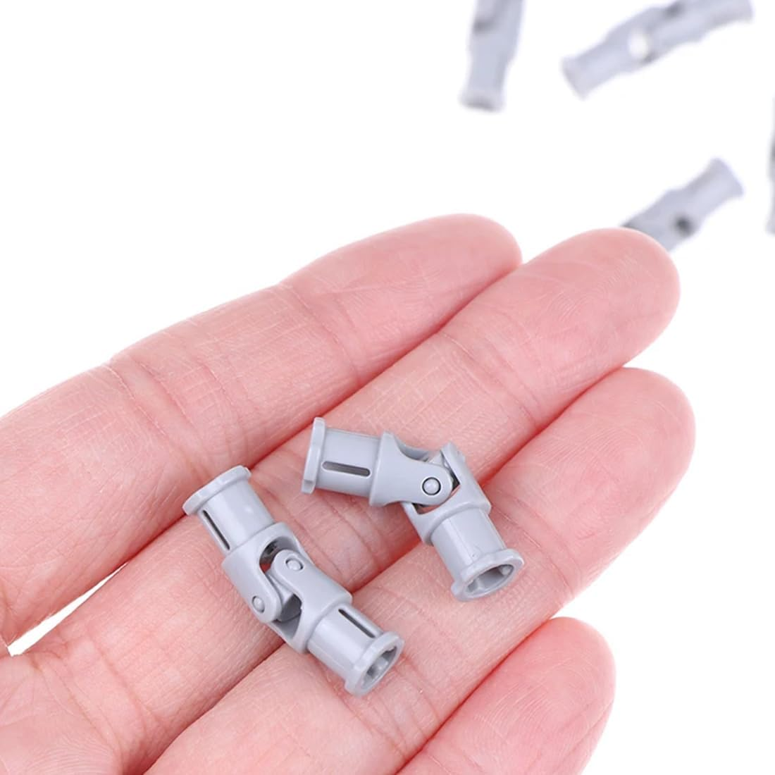 KEMUZ Pack of 15 Small Universal Joints, 3 Pins, Replacement Parts Compatible with All Major Building Block Brands (Assembled) image number 3