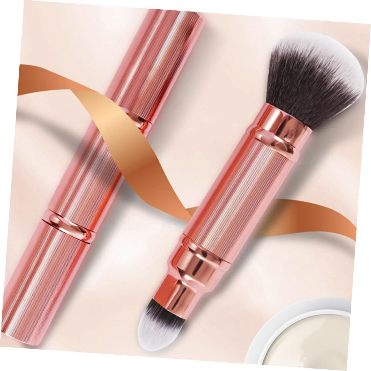 CATIEBYE 2Pcs Retractable Makeup Brush with Cover Dual-Ended Portable Face Brush for Foundation Blush Soft Bristles for Smooth Application Travel-Friendly Cosmetic Tool image number 4
