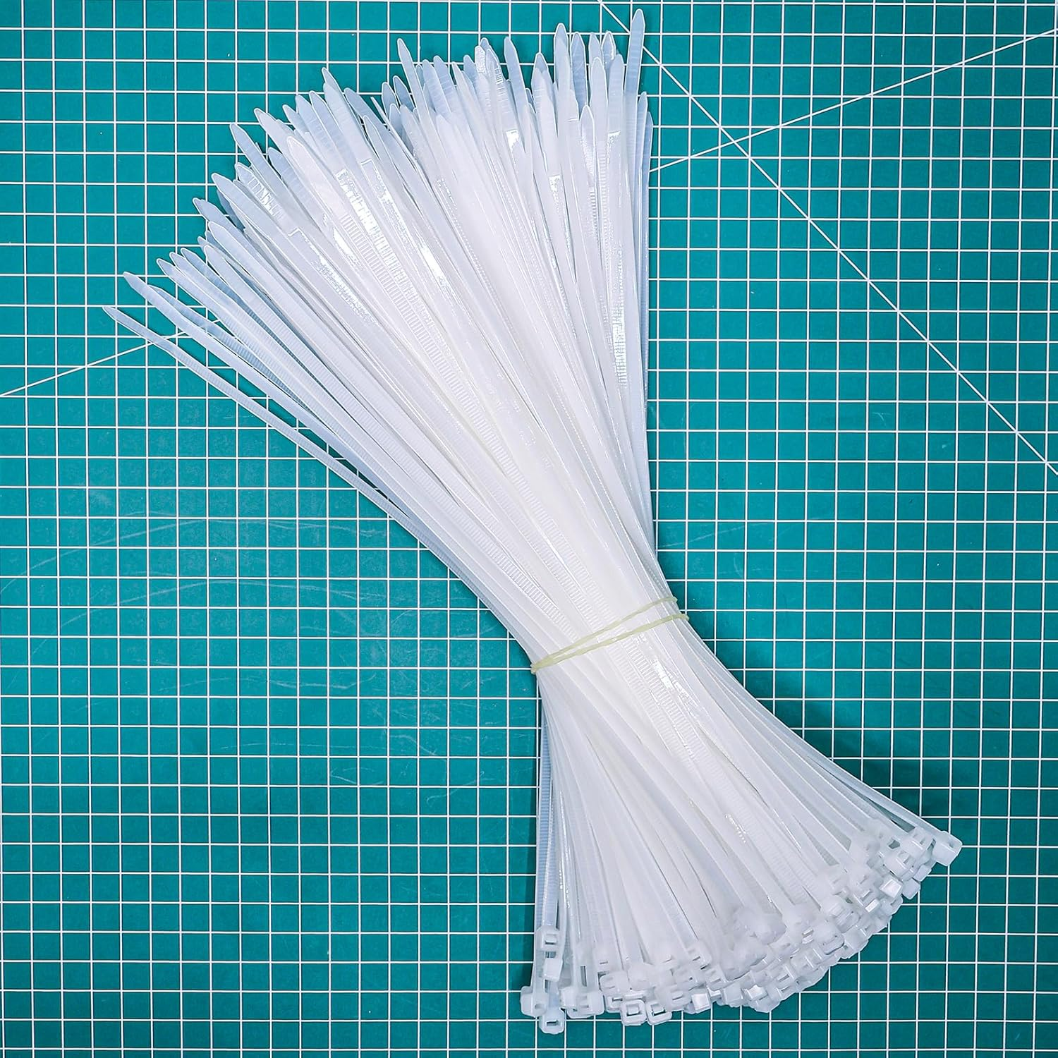 YAMXIN Cable Ties White 300Mm X 4.8Mm Pack of 250 Self Locking Cable Ties for Cable Management, Gardening and Electrical Installation image number 2