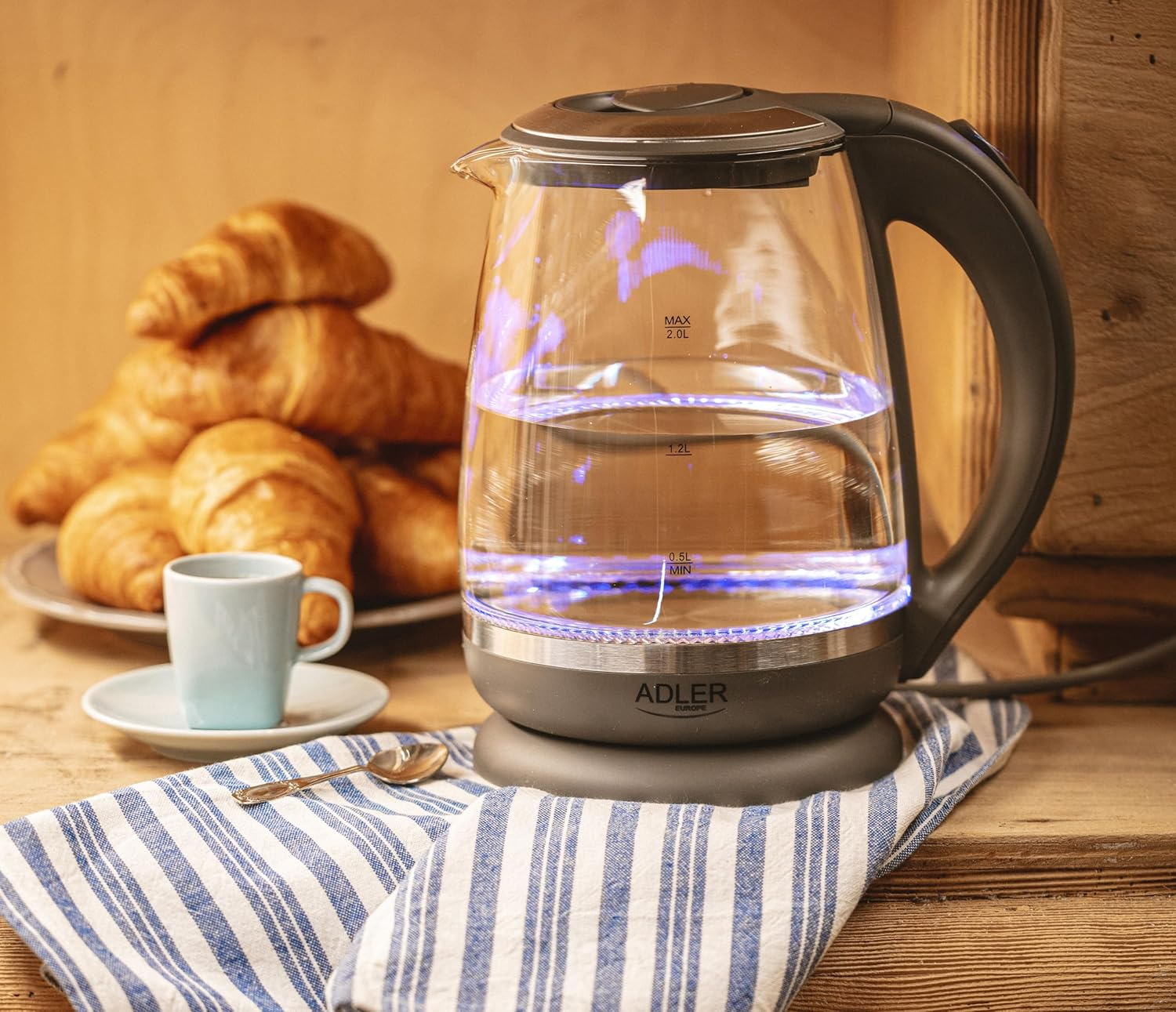 Adler AD 1286 Glass and Plastic Kettle, 2L, 2000 W, LED Lighting, Glass Kettle for Tea, Limescale Filter, Automatic Shut-Off, Stainless Steel Immersion Heater, Grey Transparent/Grey