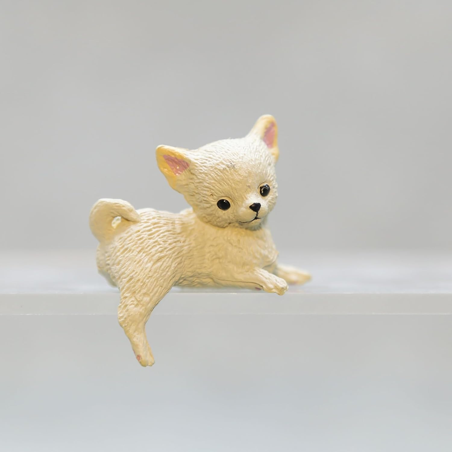 MQIONGJOOY 9 Pcs Cute Cat Fingurine Computer Monitor Decor, Mini Lovely Kitty Screen and TV Decorations, Animal Cat Figurines Set Mascot Crafts for Home Office Desk Cake Topper Decoration