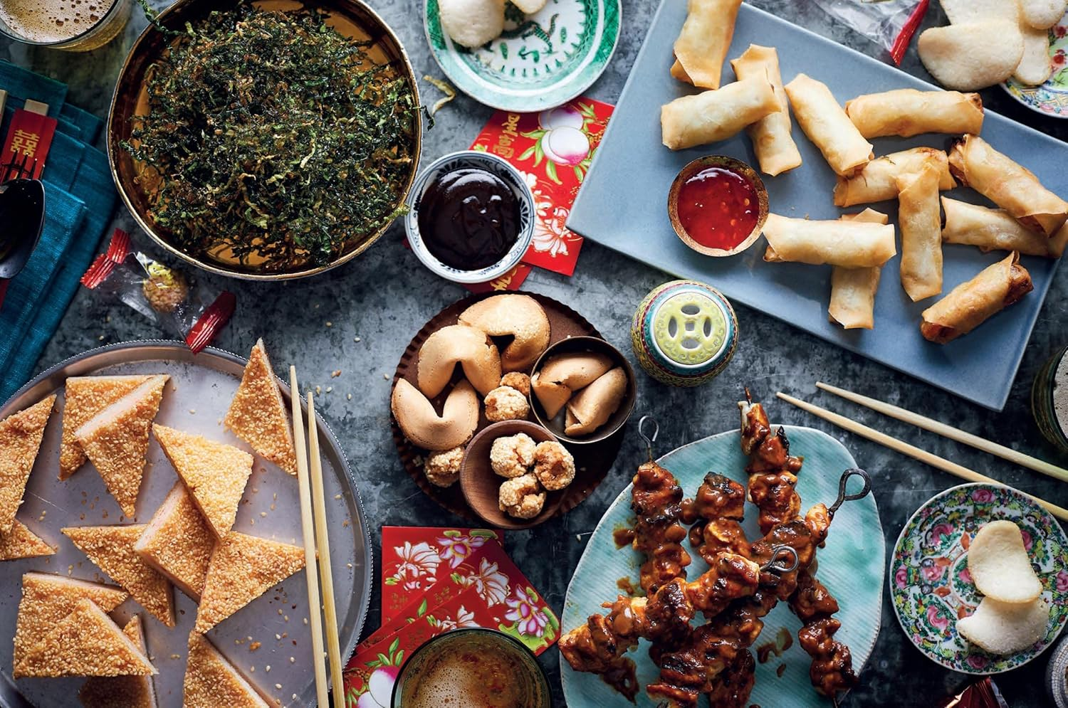 The Complete Chinese Takeaway Cookbook: over 200 Takeaway Favourites to Make at Home image number 3