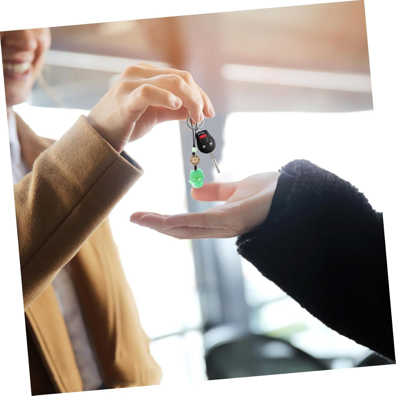 Homoyoyo 2 Pcs Jade Fox Pendant for Phone Bag Key Chain Chic Accessory Delicate Design Green and Pink image number 5