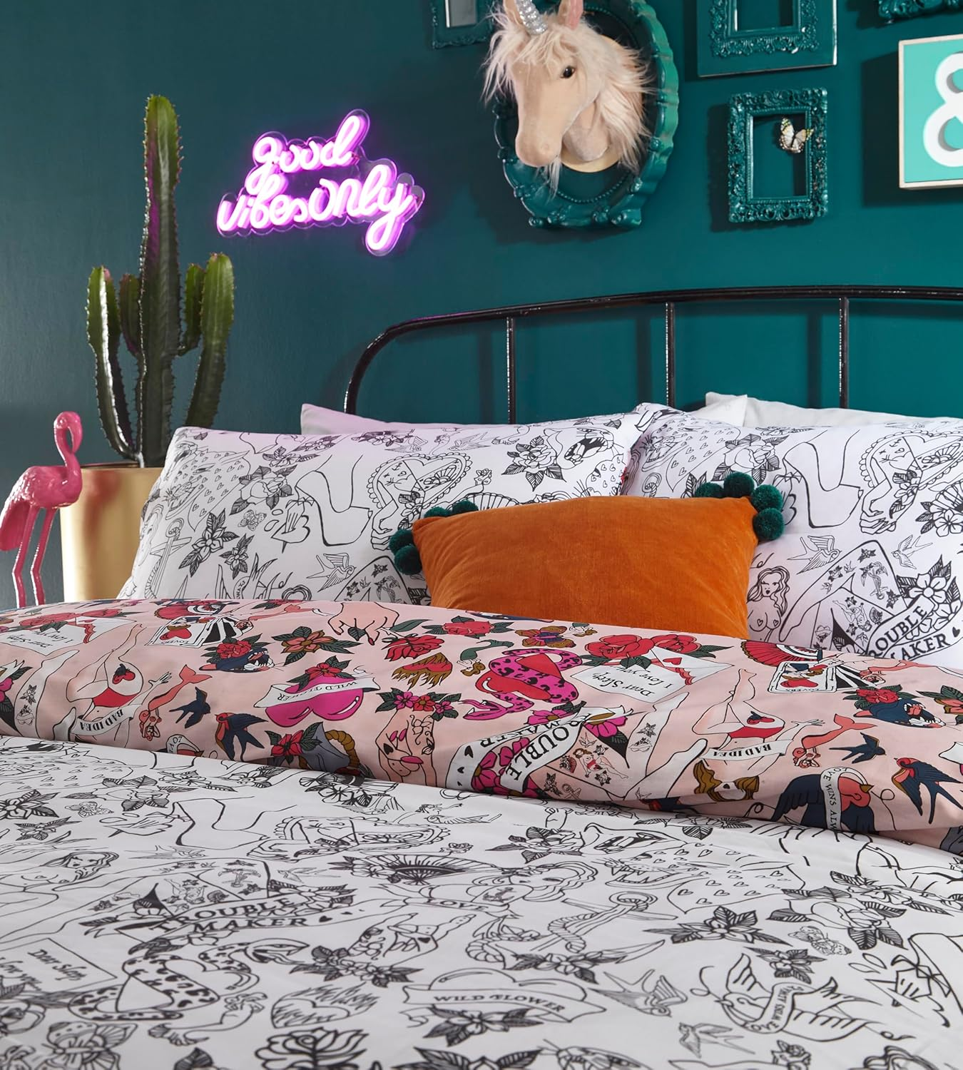 Furn Inked Duvet Cover Set &ndash; Tattoo Inspired Cartoon Print with Reversible Design, Polycotton Bedding (Pink Blush &ndash; Single) image number 3