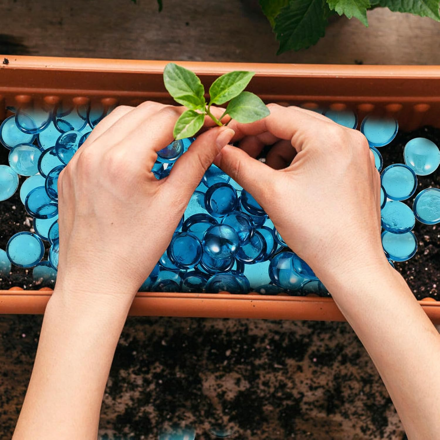 PLAFOPE 16-19Mm Light Blue Fire Pit Rocks Fire-Resistant Glass Gravel 1Kg Bag for Fireplace Decoration and Aquarium Stone Decor image number 4