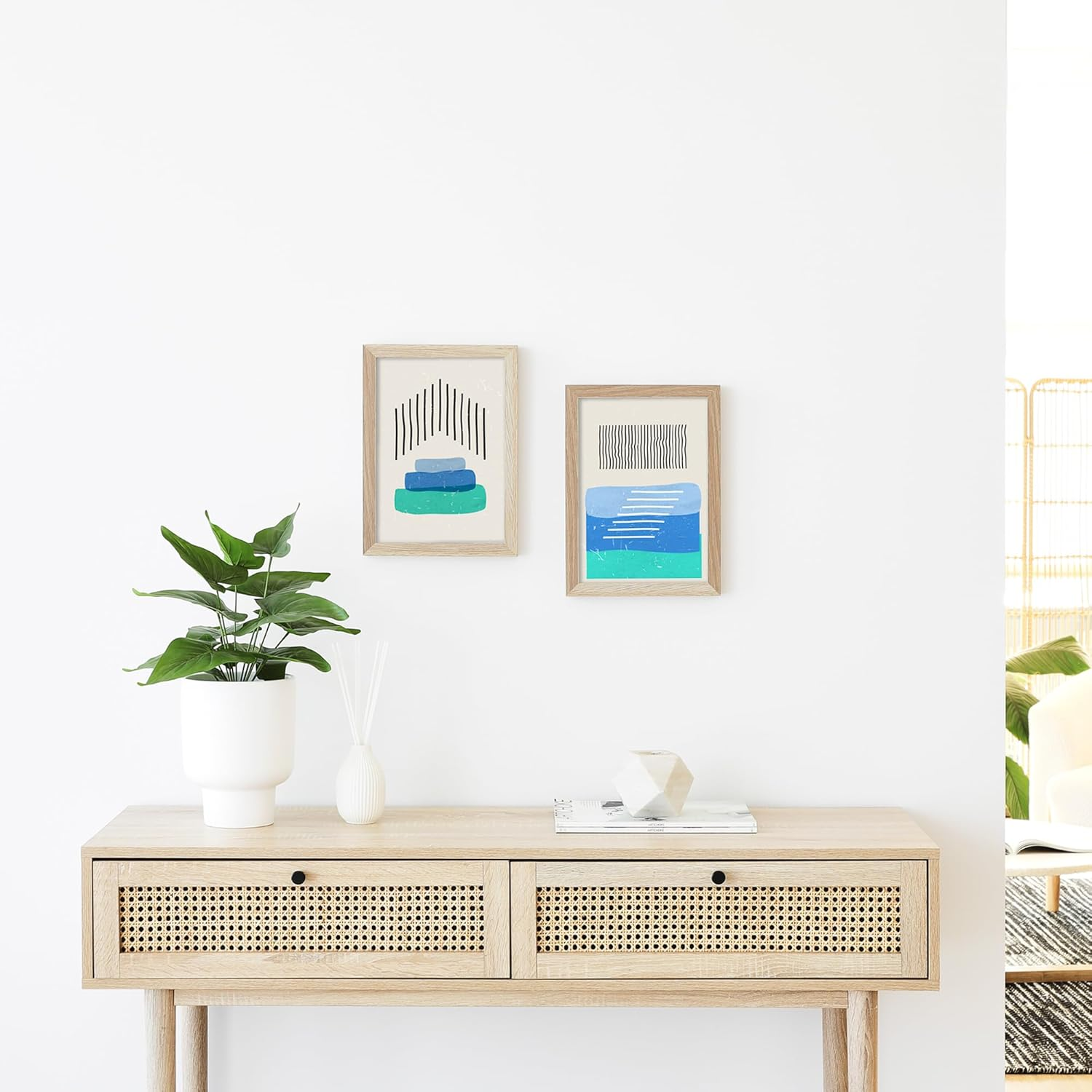 Cooper & Co. Set of 2 A4 Natural Poster Photo Frames image number 3