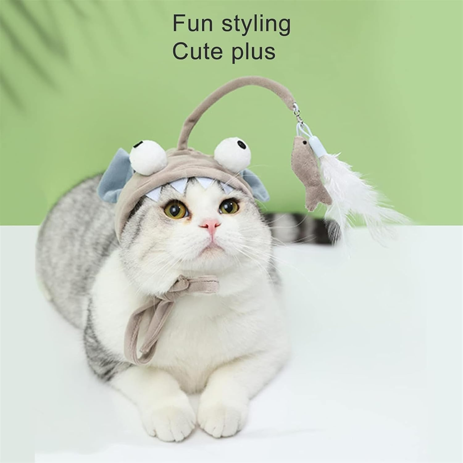 New Cat Hat Wearable Cat Tree, Head-Mounted Cat Self-Entertainment Interactive Toy, Interesting Pet Cat Head-Mounted Feather Toy, Indoor Cat Feather Hat Toy