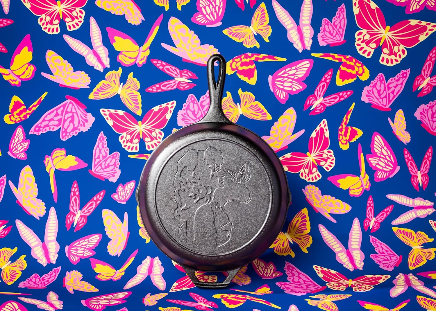 Lodge Cast Iron 10.25 Inch Skillet with Dolly Logo image number 1